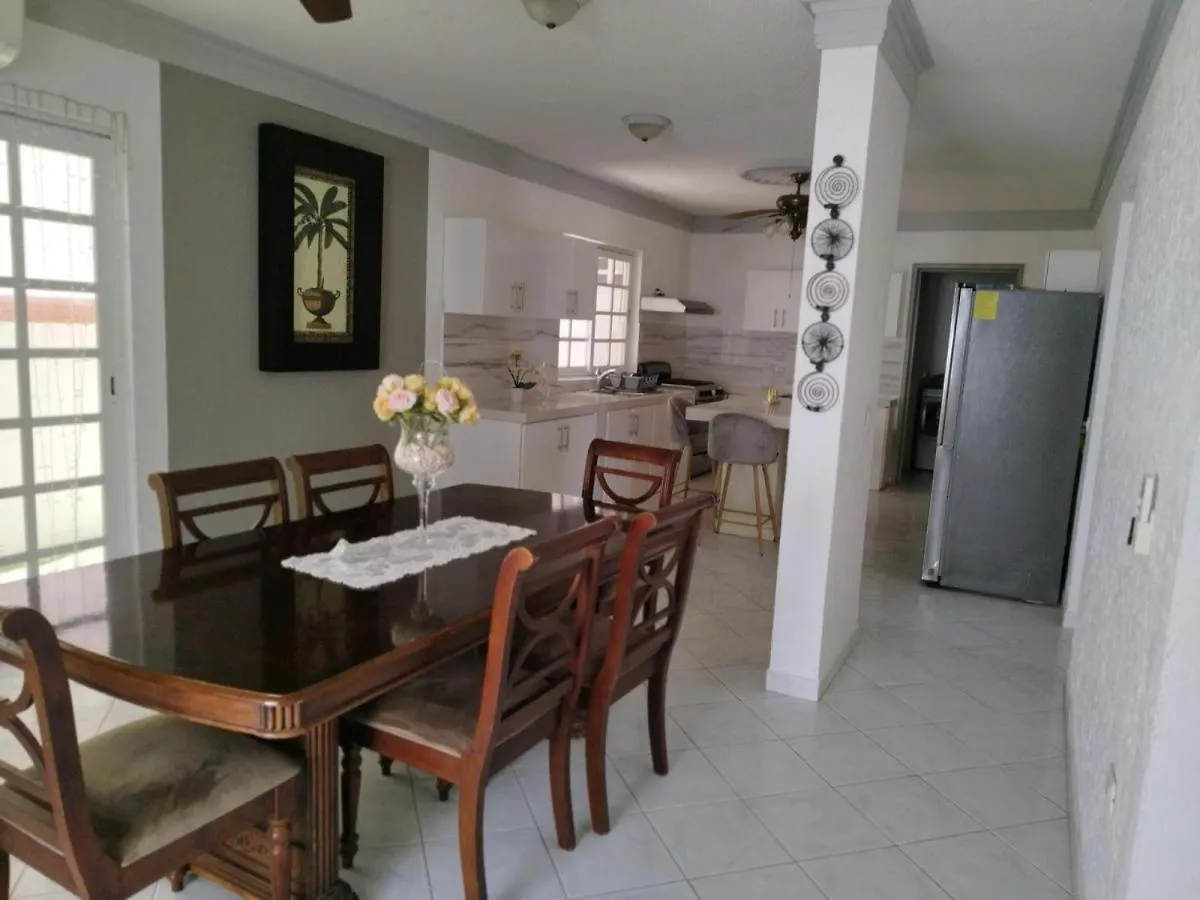 Homestay Isla Dorada Luxury Suite Cancun